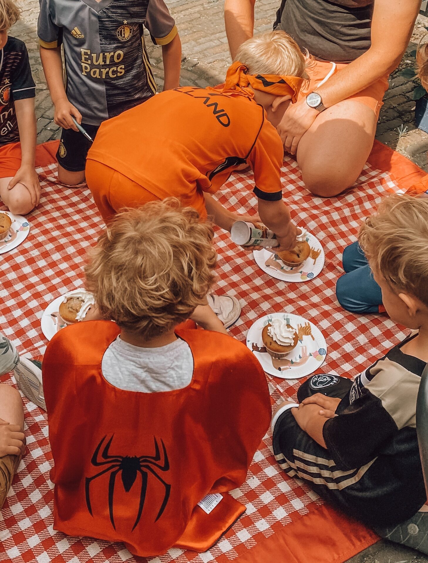 Partijtje voor jongens in de zomer