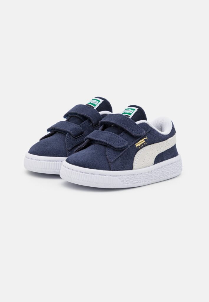 Deze blauwe sneakers van PUMA zijn altijd goed voor kleine kinderen en ook nog super stevig!