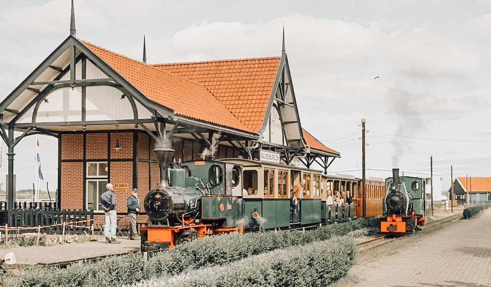 Het station bij de stoomtrein in Valkenburg