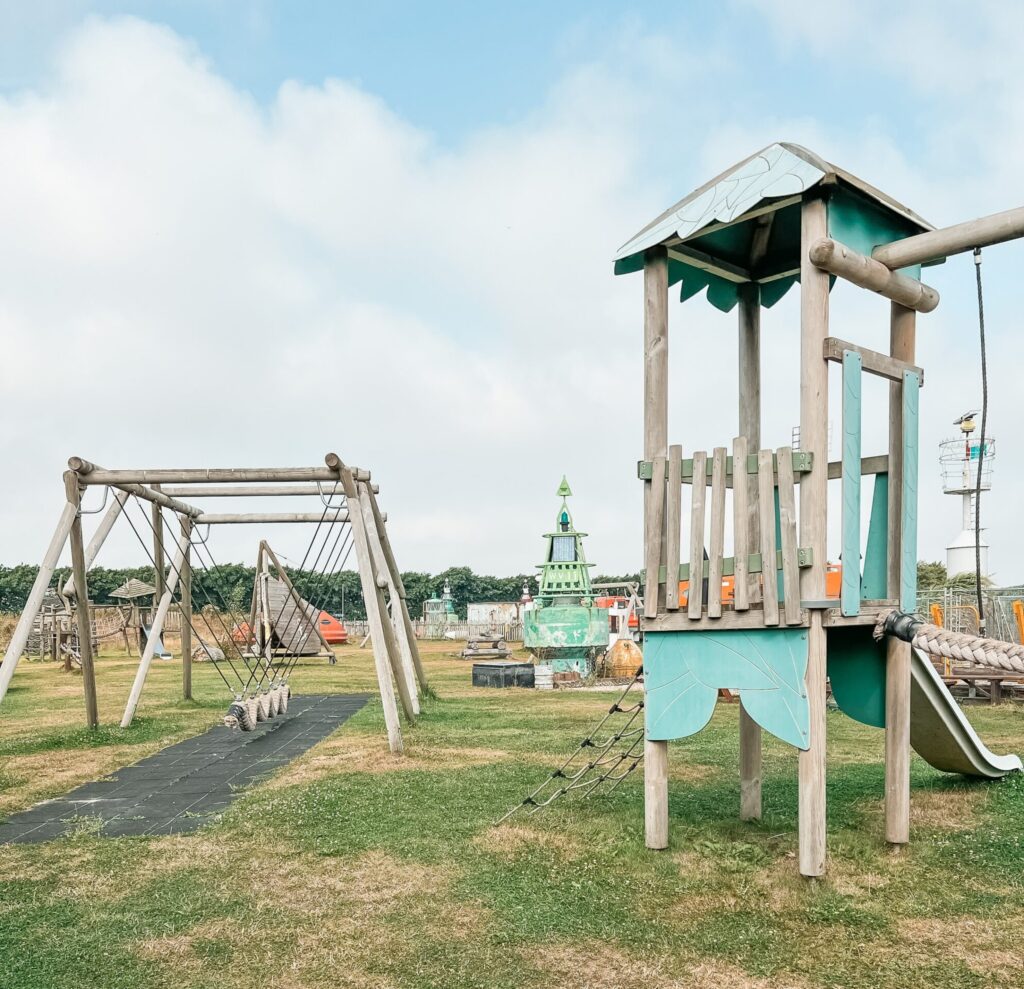 De gigantische speeltuin in het Juttersmuseum op Texel