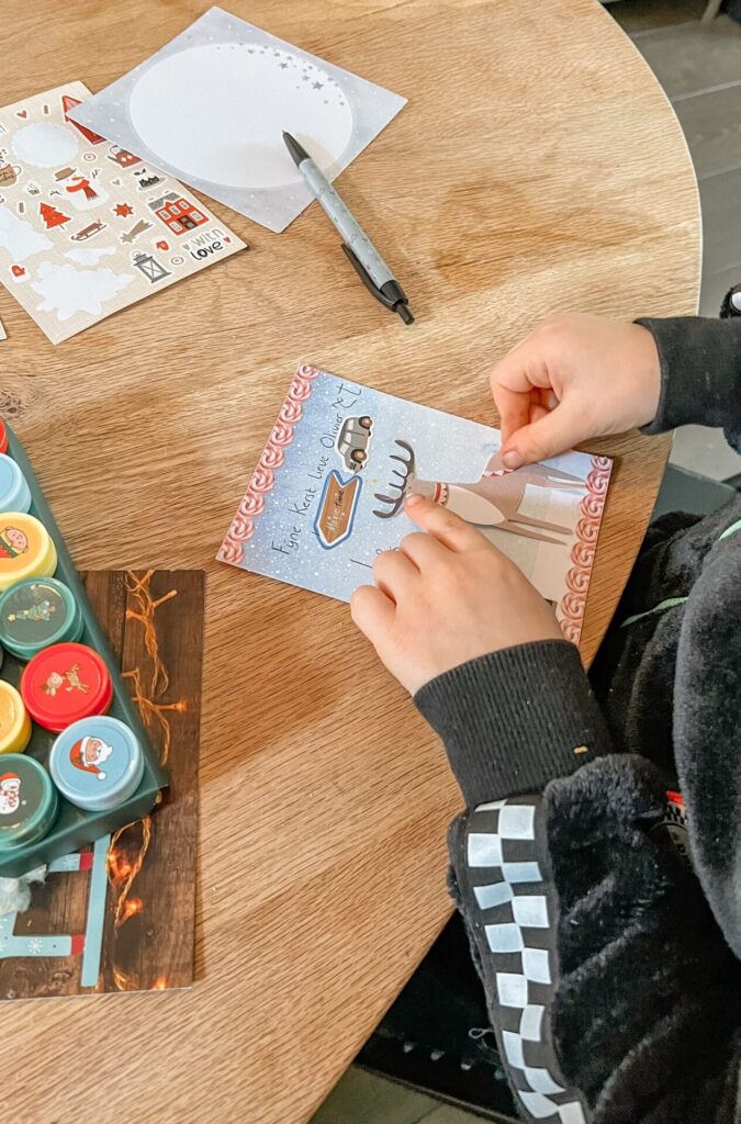 Kerstkaarten maken is een van de bijzonderste kersttradities! 