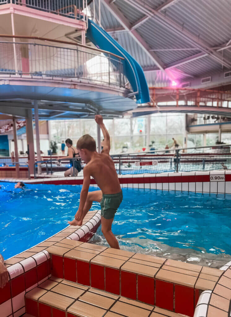 Waarom naar het Tikibad met kinderen